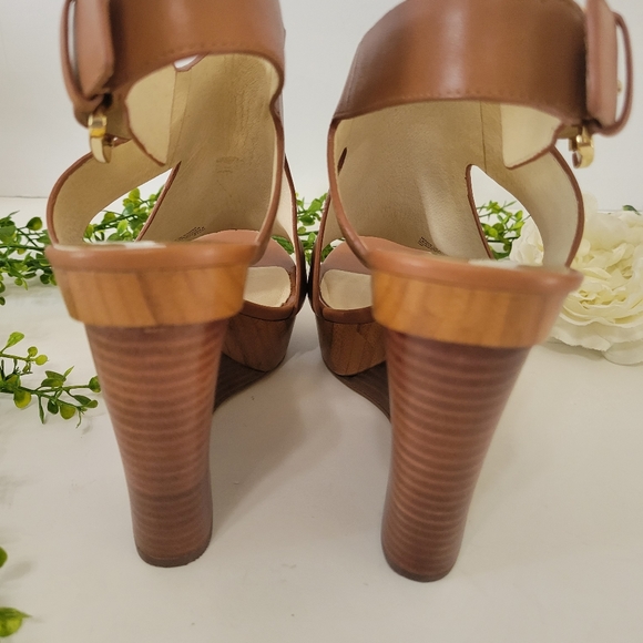 .SOLD. Michae,Michael kors wedge platform sandals women's size 7 - Picture 7 of 12